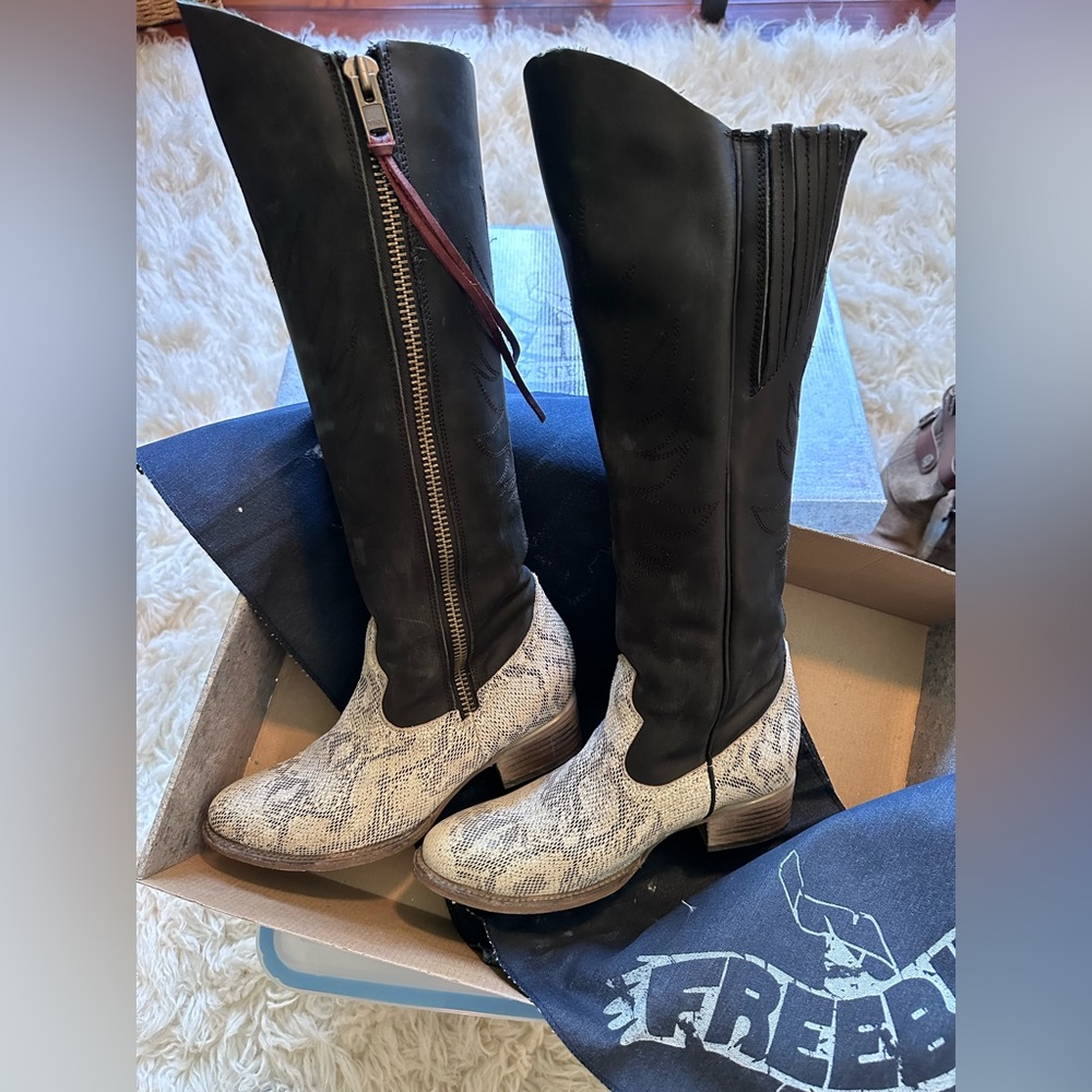 Freebird Whisper Boots